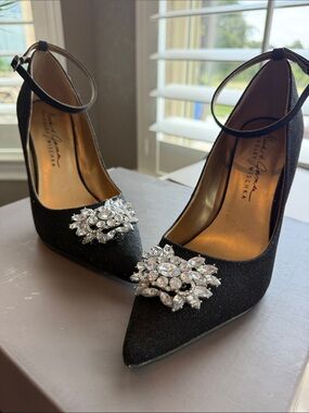 Badgley Mischka Black Crystal Embellished Pointed-Toe Ankle-Strap Pumps